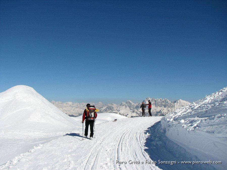 57 Verso il Rifugio Albani.jpg